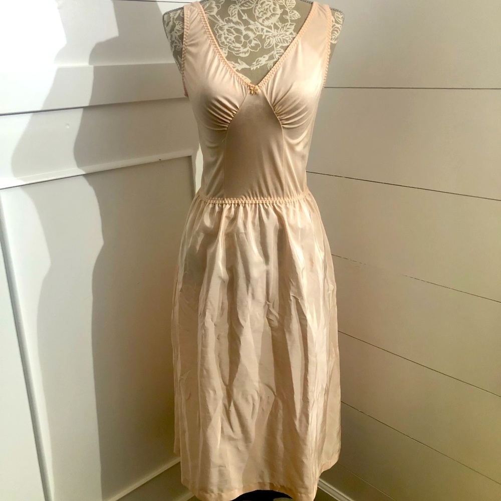 Vintage Womens Olga Slip Dress Sz S/M Blush Pink